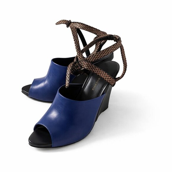 Shoes - Picture 6 of 8